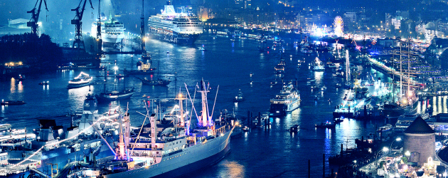 Hamburger Hafen am Abend - 