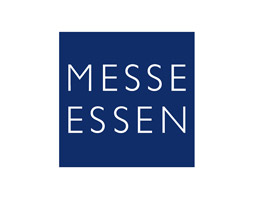 Logo von Messe Essen, weißer Schriftzug auf dunkelblauem Quadrat, moderner und schlichter Stil