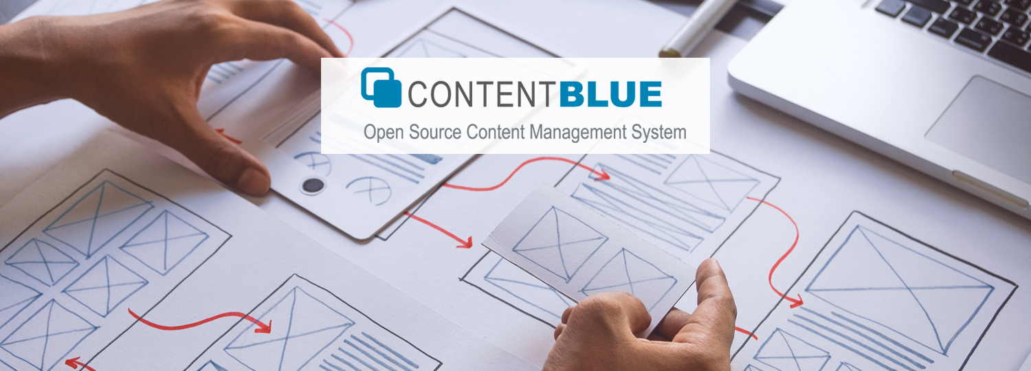 Hand skizziert Wireframes für eine Webseite neben Laptop, ContentBlue Open Source CMS Logo darüber